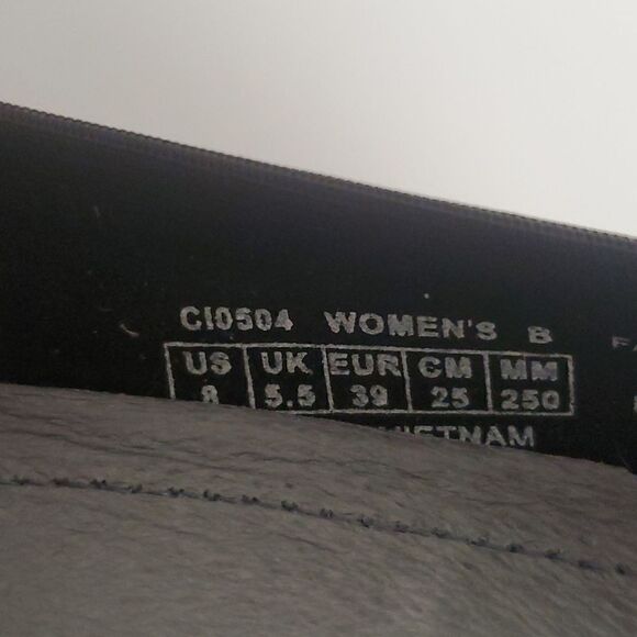 ARAVON Leopard Pumps - Size 8 - Picture 10 of 11